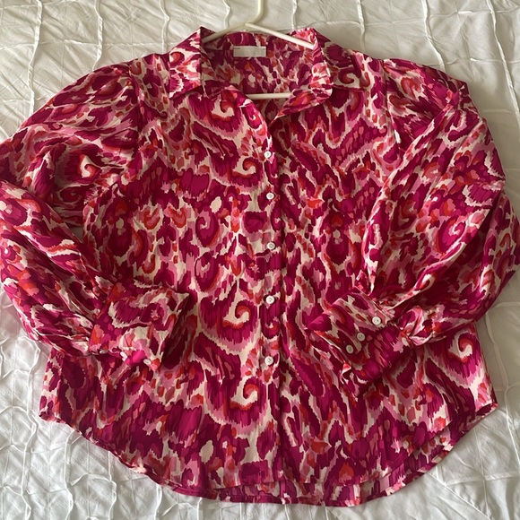 Q2 Brand Women’s Top; Size Medium - Picture 11 of 12